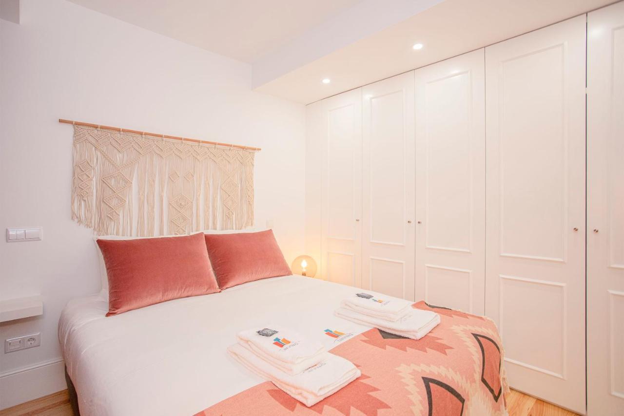 Liiiving In Porto - Flores Design Experience Apartments Экстерьер фото