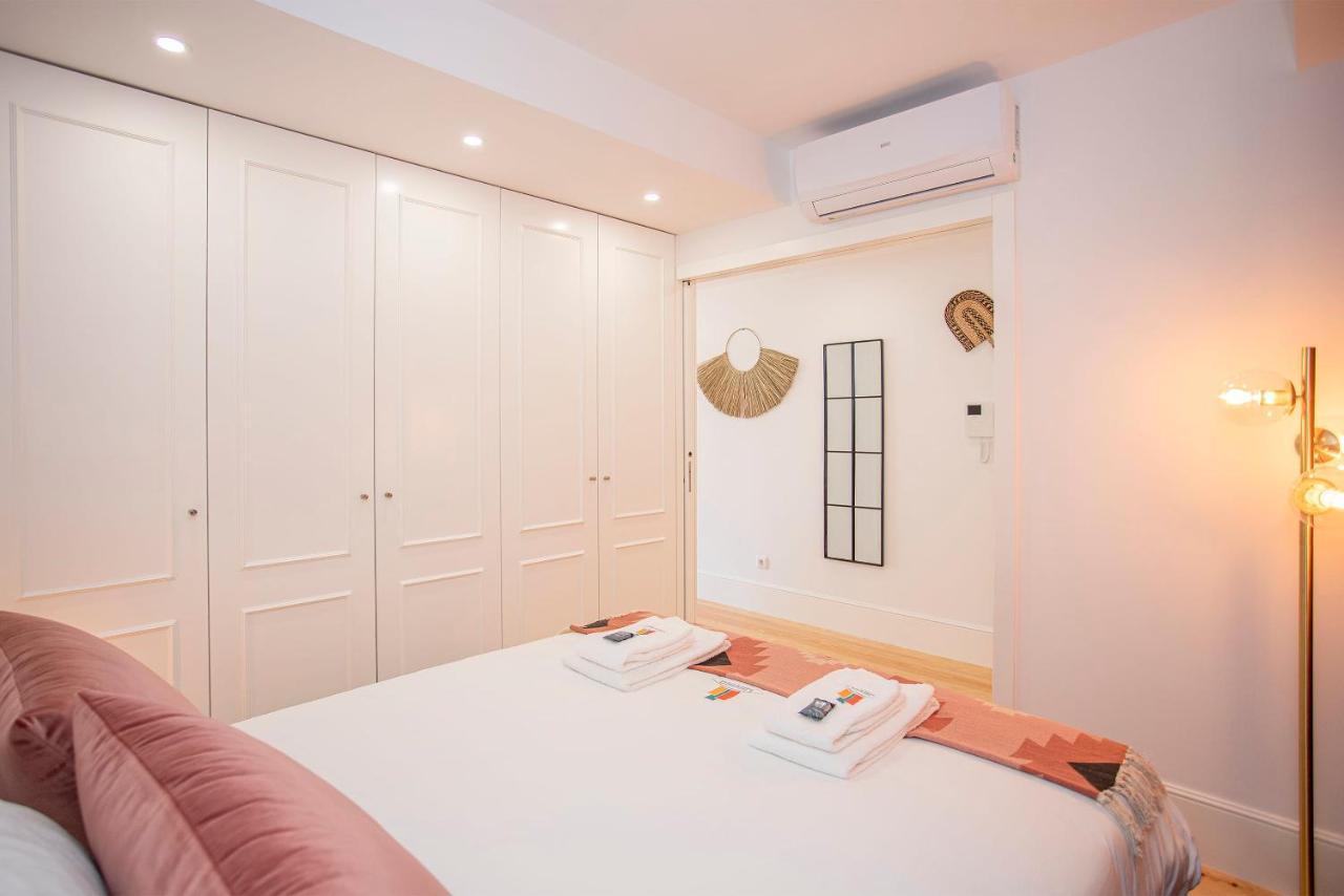 Liiiving In Porto - Flores Design Experience Apartments Экстерьер фото
